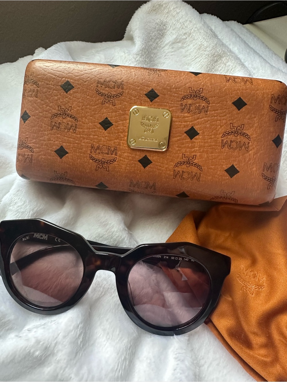 MCM Women's MCM653S MCM/653/S Fashion Round Sunglasses